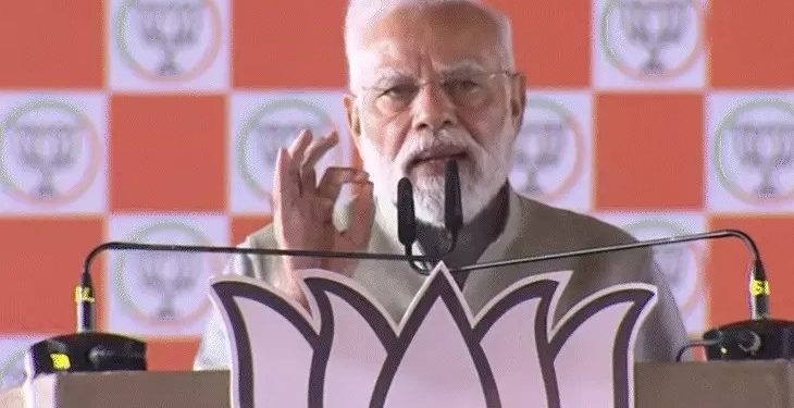 Bihar election 2025 : क्या कोई कभी भी वोट पाने के लिए छठी मइया का अपमान कर सकता है क्या : पीएम मोदी