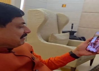 मुख्यमंत्री डॉ. मोहन यादव ने वीडियो कॉल पर क्रांति गौड़ से कहा कि हमें मैच देखकर आनंद आ गया